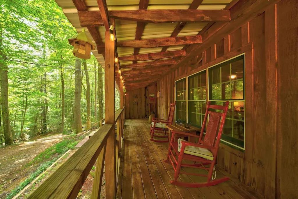 Bear Den Bungalow With Hot Tub Near Blue Ridge And Ellijay Exterior photo