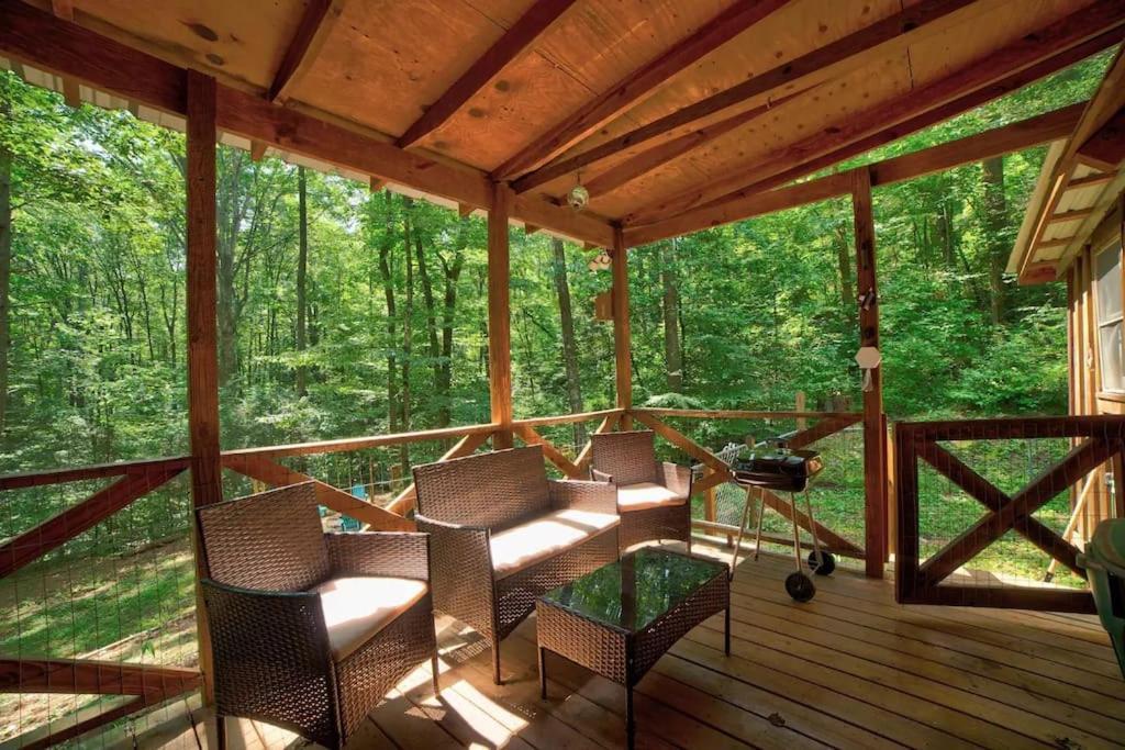 Bear Den Bungalow With Hot Tub Near Blue Ridge And Ellijay Exterior photo